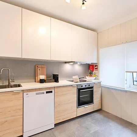 דירה Charming Garden By Se *