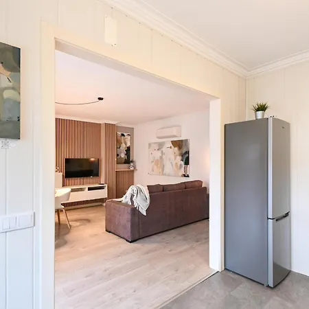 דירה Charming Garden By Se *