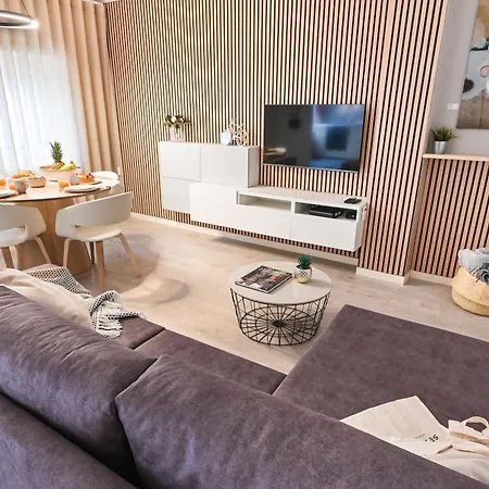 Charming Garden By Se דירה