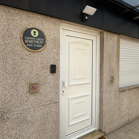 Charming Garden By Se Διαμέρισμα Μπράγκα